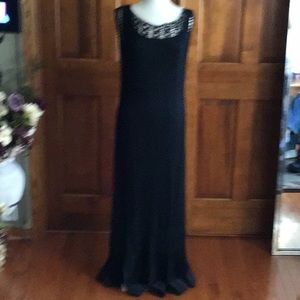 2 piece sleeveless dress with lace overlay